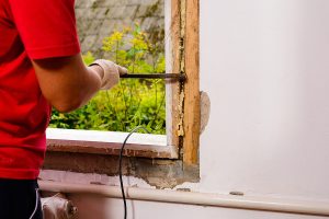 Replacement Window Installer